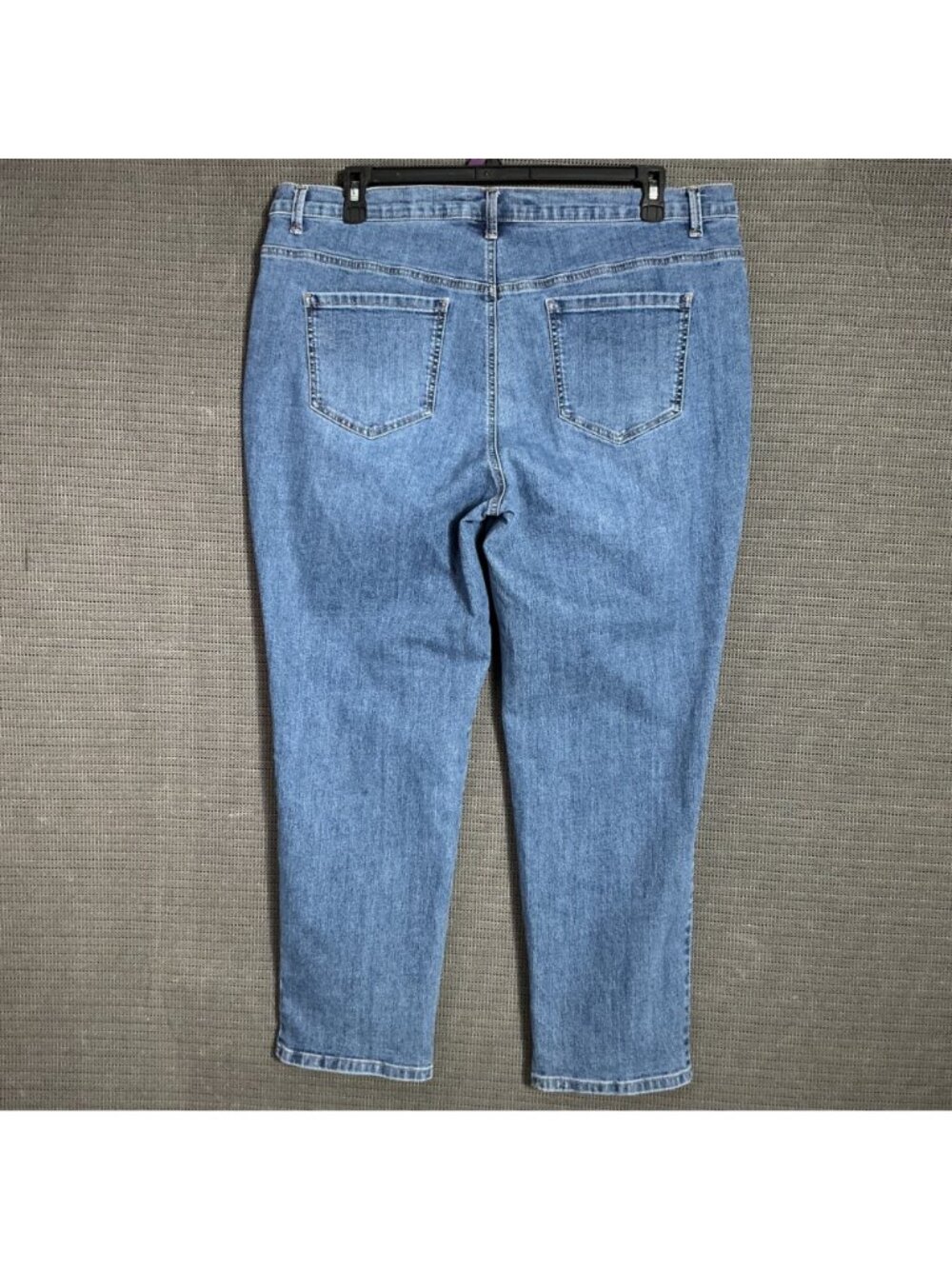 Gloria Vanderbilt Amanda Womens Size 18W Classic Tapered Leg Jeans Denim - Picture 2 of 9